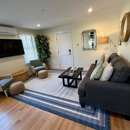 Prime Location! Renovated House! 6 Bed4 Bath Villa Newport Exterior photo