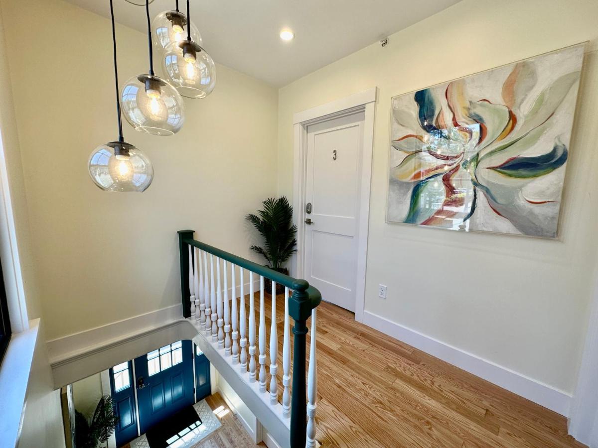 Prime Location! Renovated House! 6 Bed4 Bath Villa Newport Exterior photo