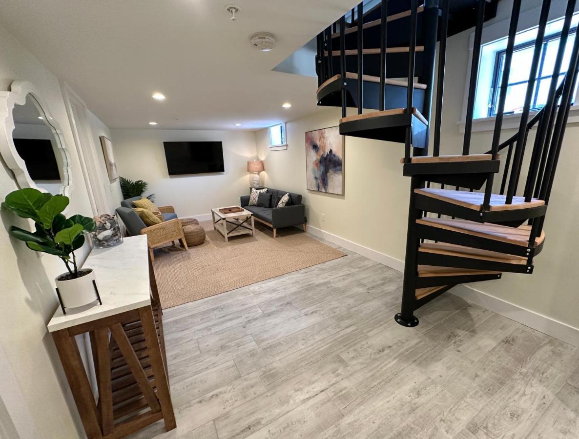 Prime Location! Renovated House! 6 Bed4 Bath Villa Newport Exterior photo