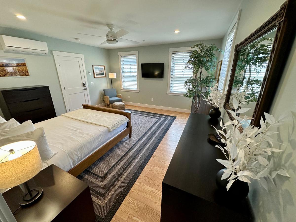 Prime Location! Renovated House! 6 Bed4 Bath Villa Newport Exterior photo