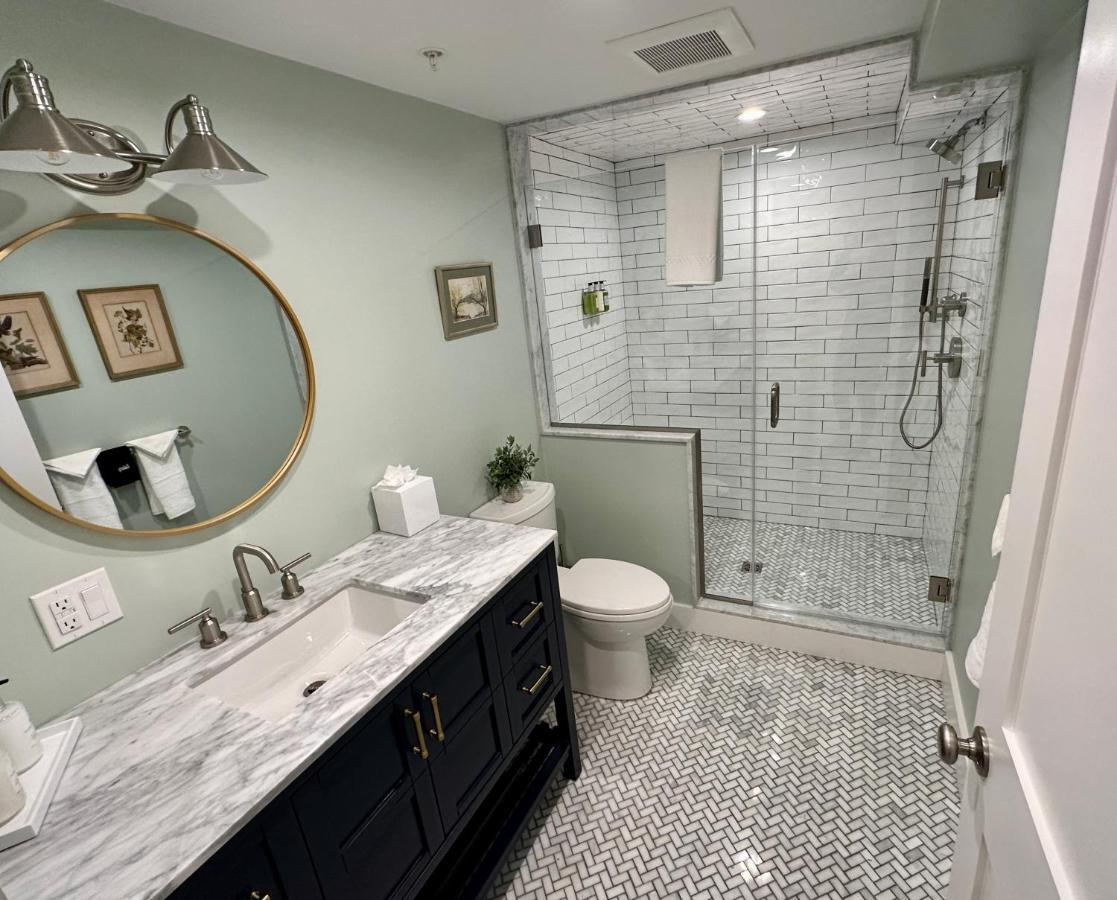 Prime Location! Renovated House! 6 Bed4 Bath Villa Newport Exterior photo
